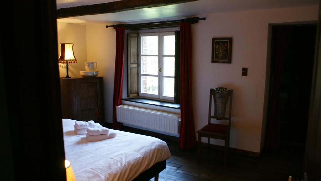 B&B Le Secret Du Bois Bourseigne-Vieille Стая снимка