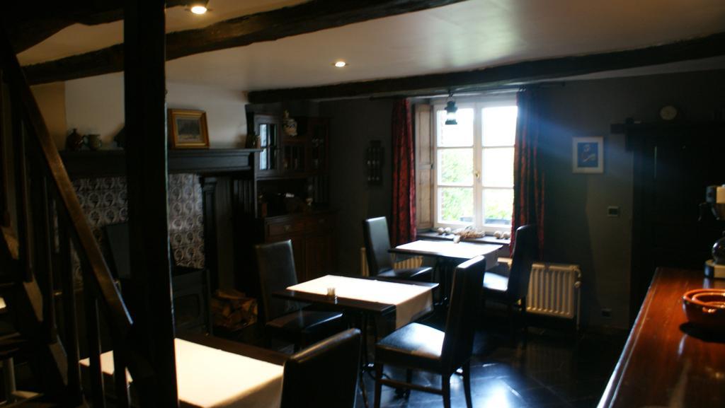 B&B Le Secret Du Bois Bourseigne-Vieille Екстериор снимка