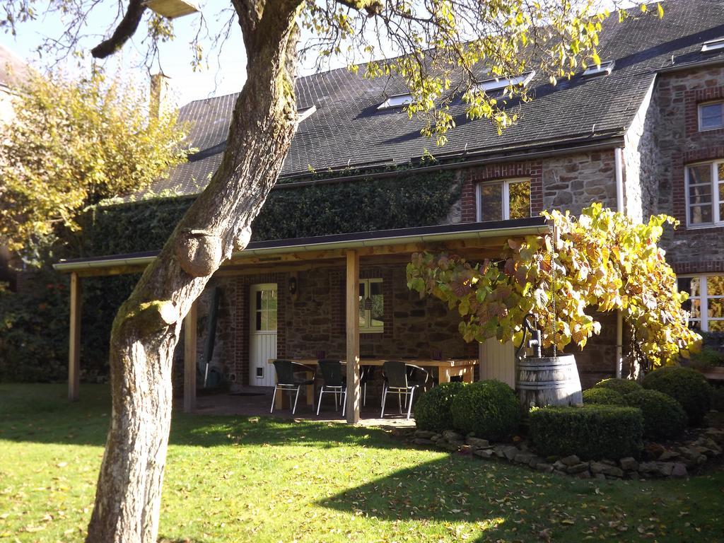 B&B Le Secret Du Bois Bourseigne-Vieille Екстериор снимка