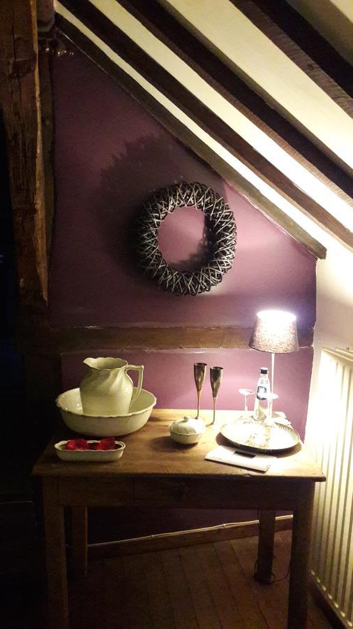 B&B Le Secret Du Bois Bourseigne-Vieille Екстериор снимка